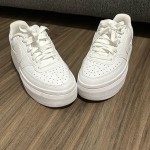 White Nike Platform Air Force 1